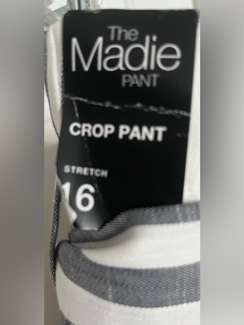 NY & Co 7th Ave Madie pants, blue and white striped summer pants size 16. - Picture 4 of 5